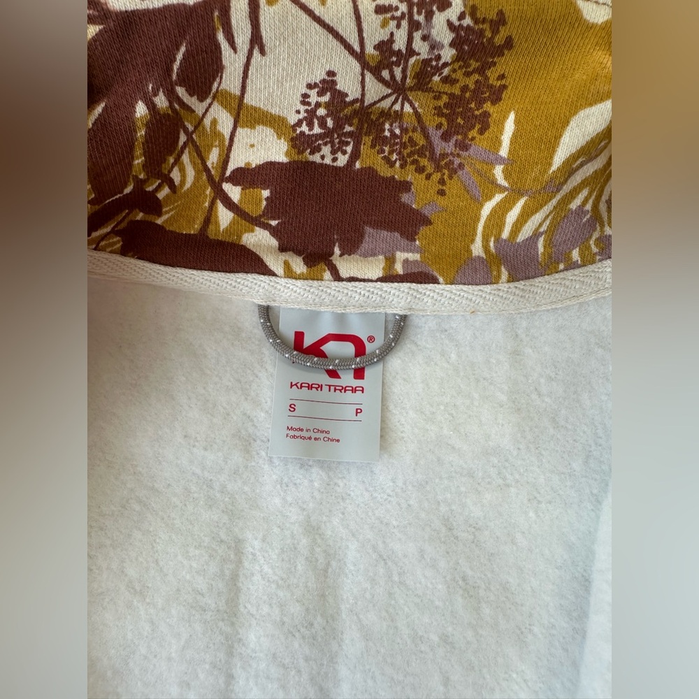 Kari Traa Ruth Midlayer Print Half Zip Sweatshirt - Picture 4 of 7